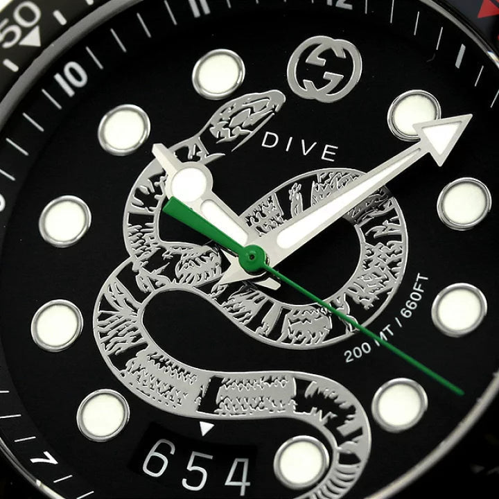  Shop Authentic Gucci Dive Quartz Kingsnake Black Dial Black Rubber Strap Watch For Men - YA136217 - Luxxuri