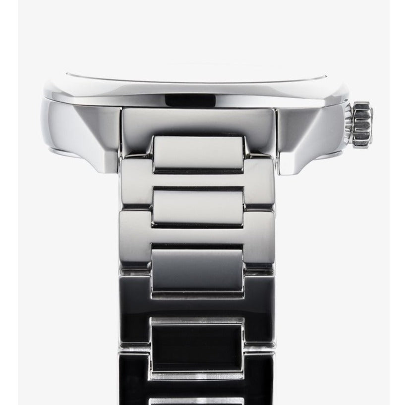  Shop Authentic Gucci G Frame Quartz Diamonds Silver Dial Silver Steel Strap Watch For Women - YA142504 - Luxxuri