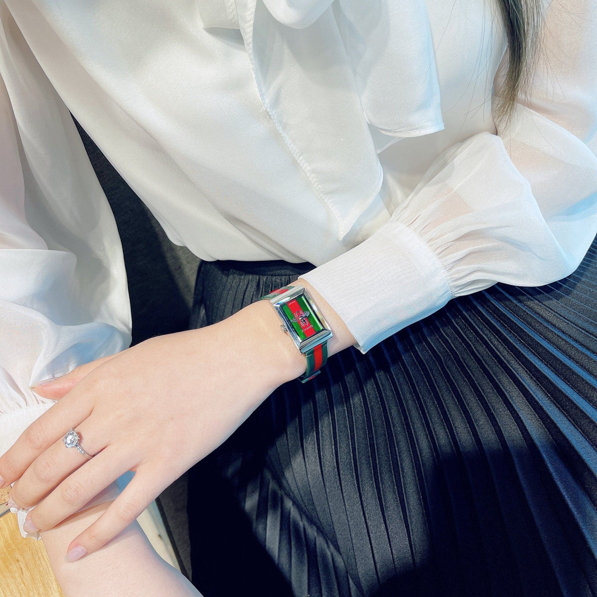  Shop Authentic Gucci G Frame Quartz Green & Red Mother of Pearl Dial Multicolor Leather Strap Watch For Women - YA147408 - Luxxuri