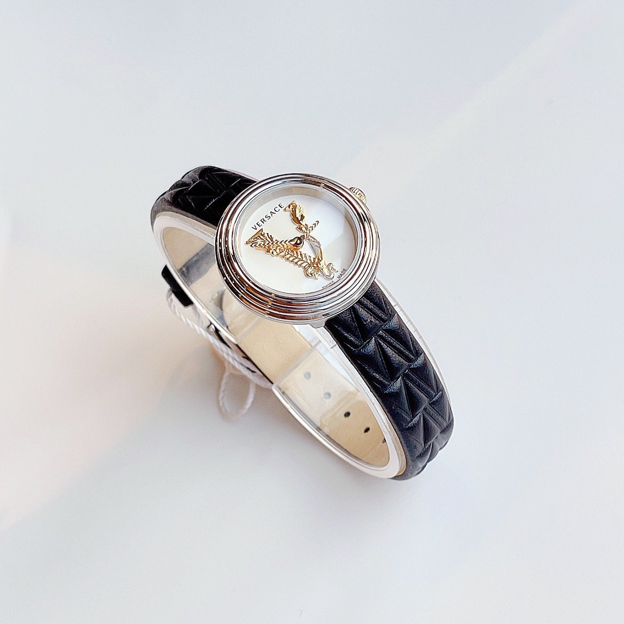  Shop Authentic Versace Virtus Quartz White Dial Black Leather Strap Watch For Women - VET300421 - Luxxuri