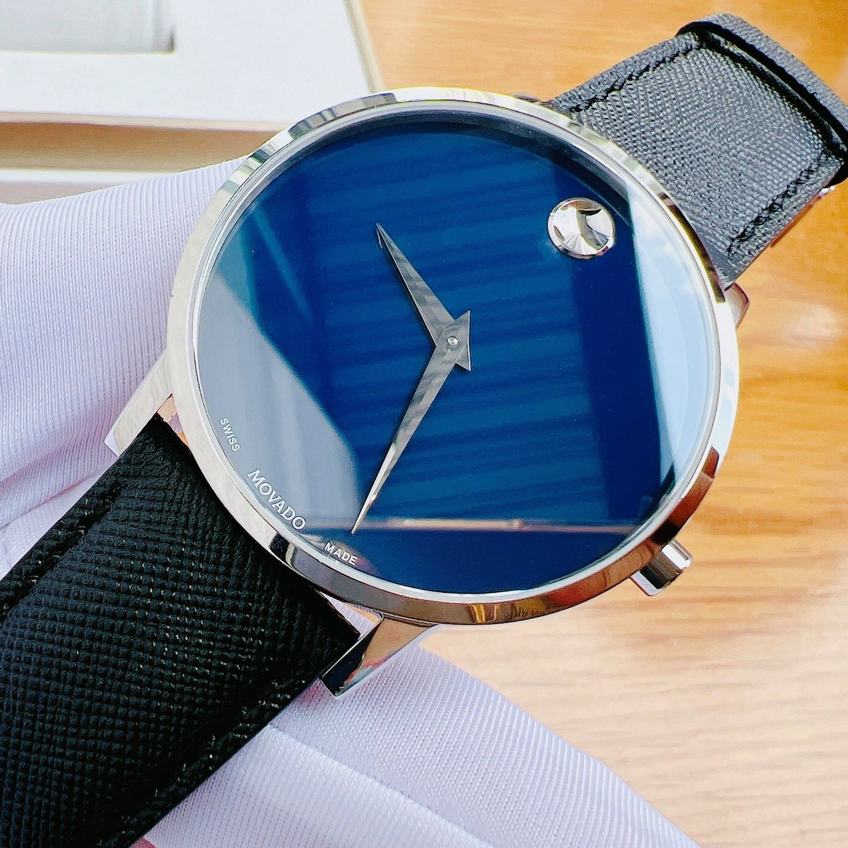  Shop Authentic Movado Museum Classic Blue Dial Black Leather Strap Watch for Men - 0607197 - Luxxuri