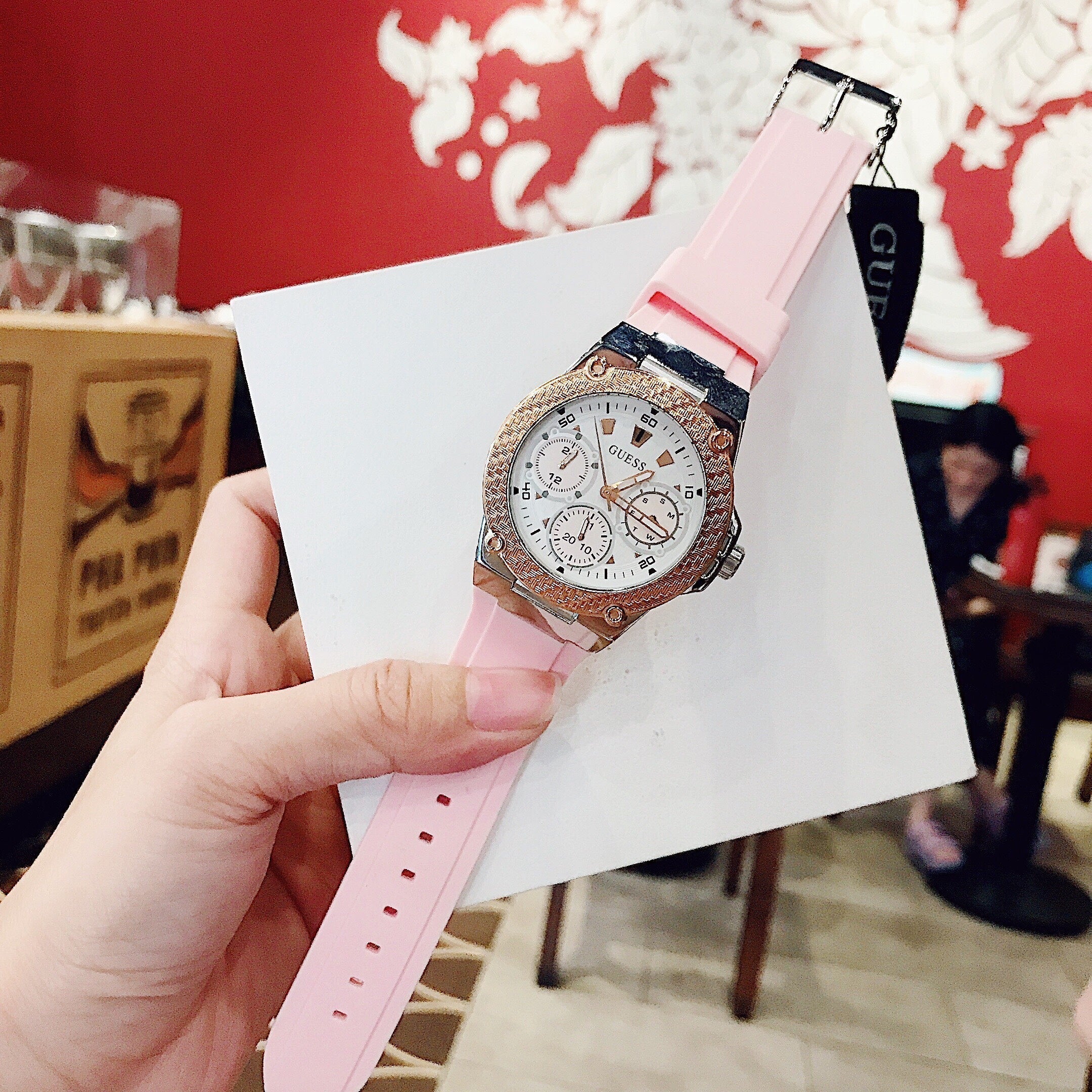 Shop Authentic Guess Zena Quartz White Dial Pink Rubber Strap Watch For Women - W1094L4 - Luxxuri
