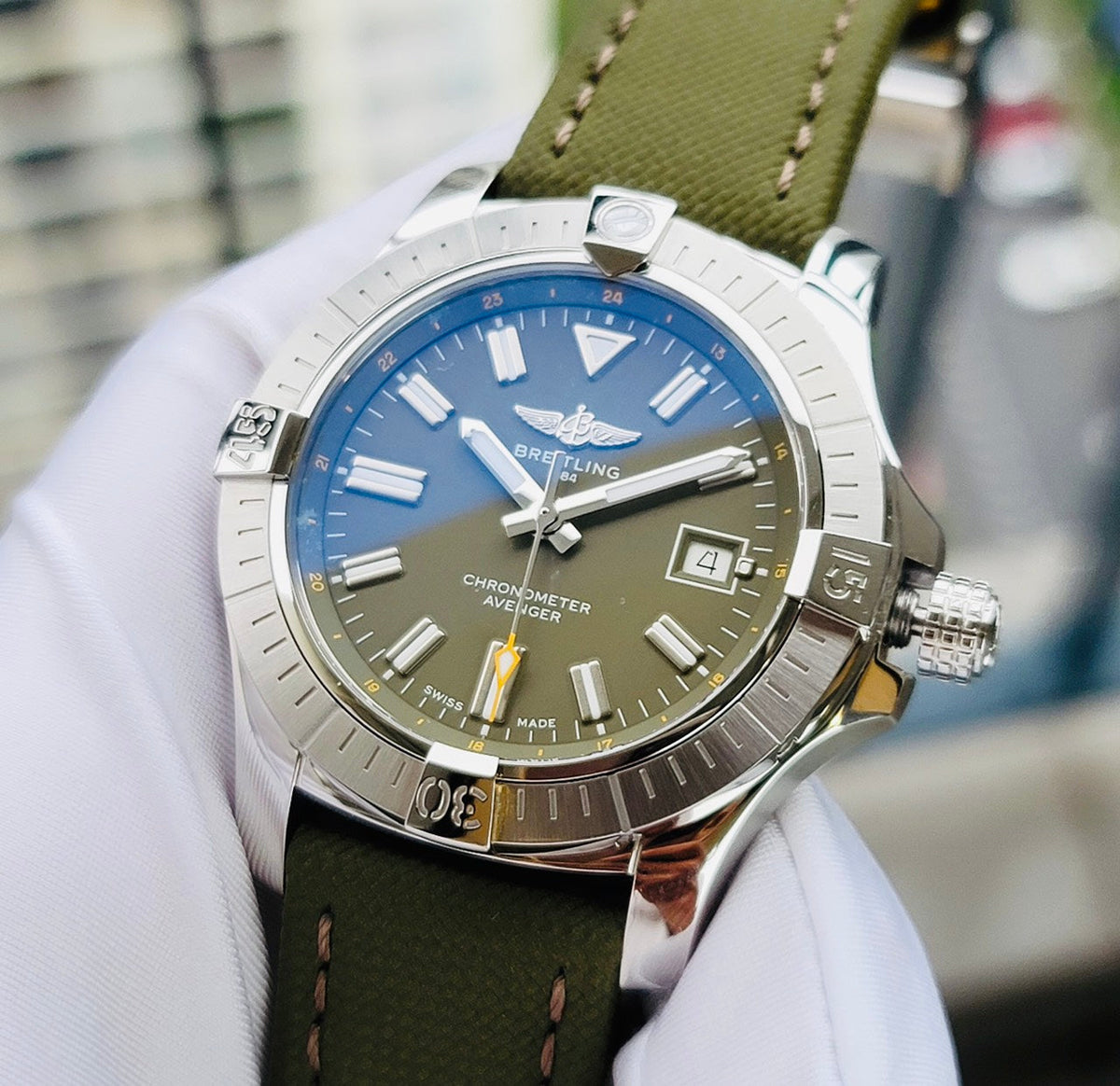  Shop Authentic Breitling Avenger Automatic GMT 43 Green Dial Green Nylon Strap Watch for Men - A17318101L1X1 - Luxxuri