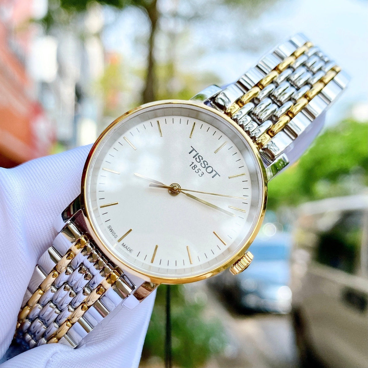  Shop Authentic Tissot T Classic Everytime Small White Dial Two Tone Mesh Bracelet Watch For Women - T109.210.22.031.00 - Luxxuri