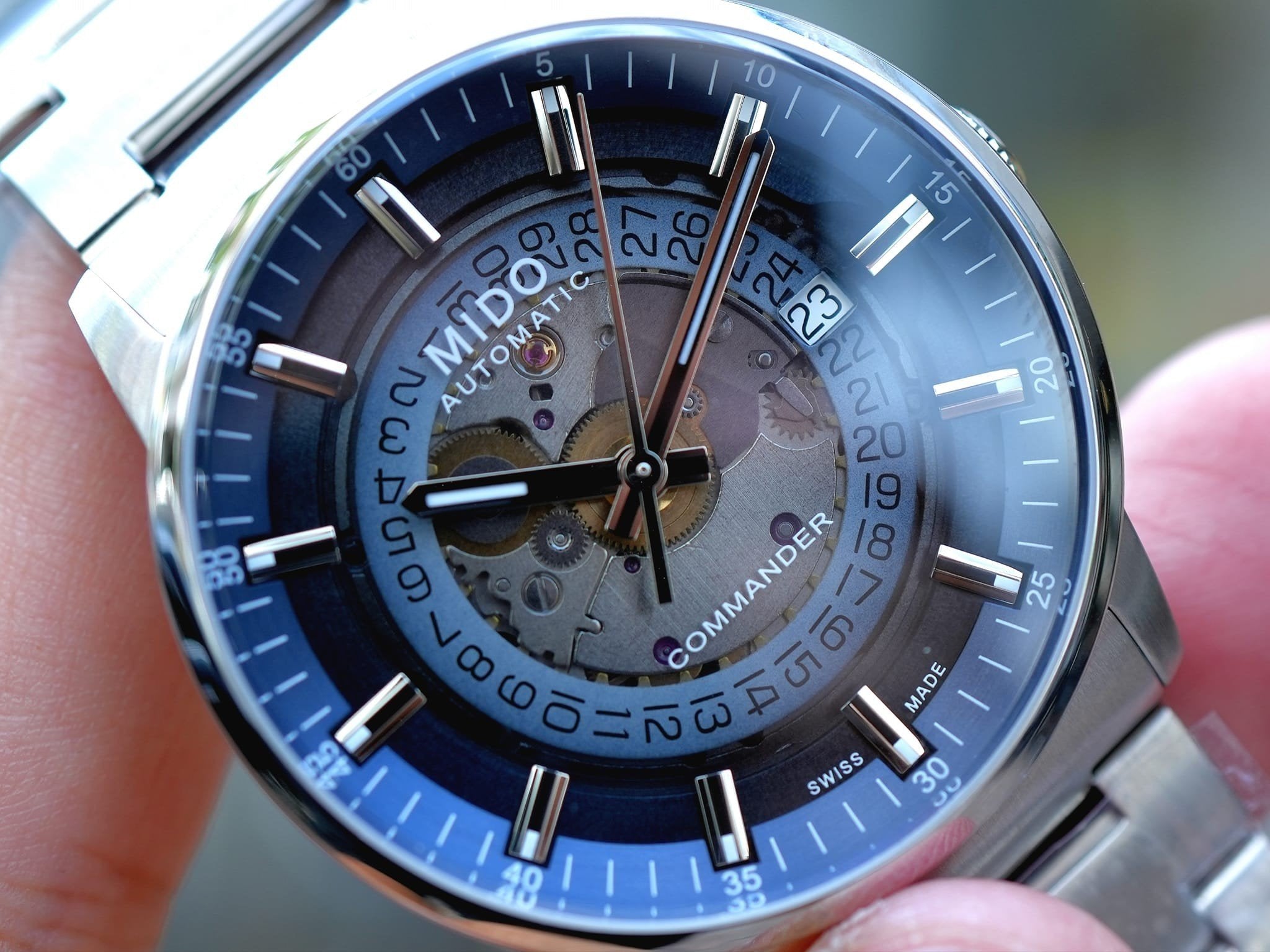  Shop Authentic Mido Commander Automatic Gradient Blue Dial Silver Steel Strap Watch For Men - M021.407.11.411.01 - Luxxuri