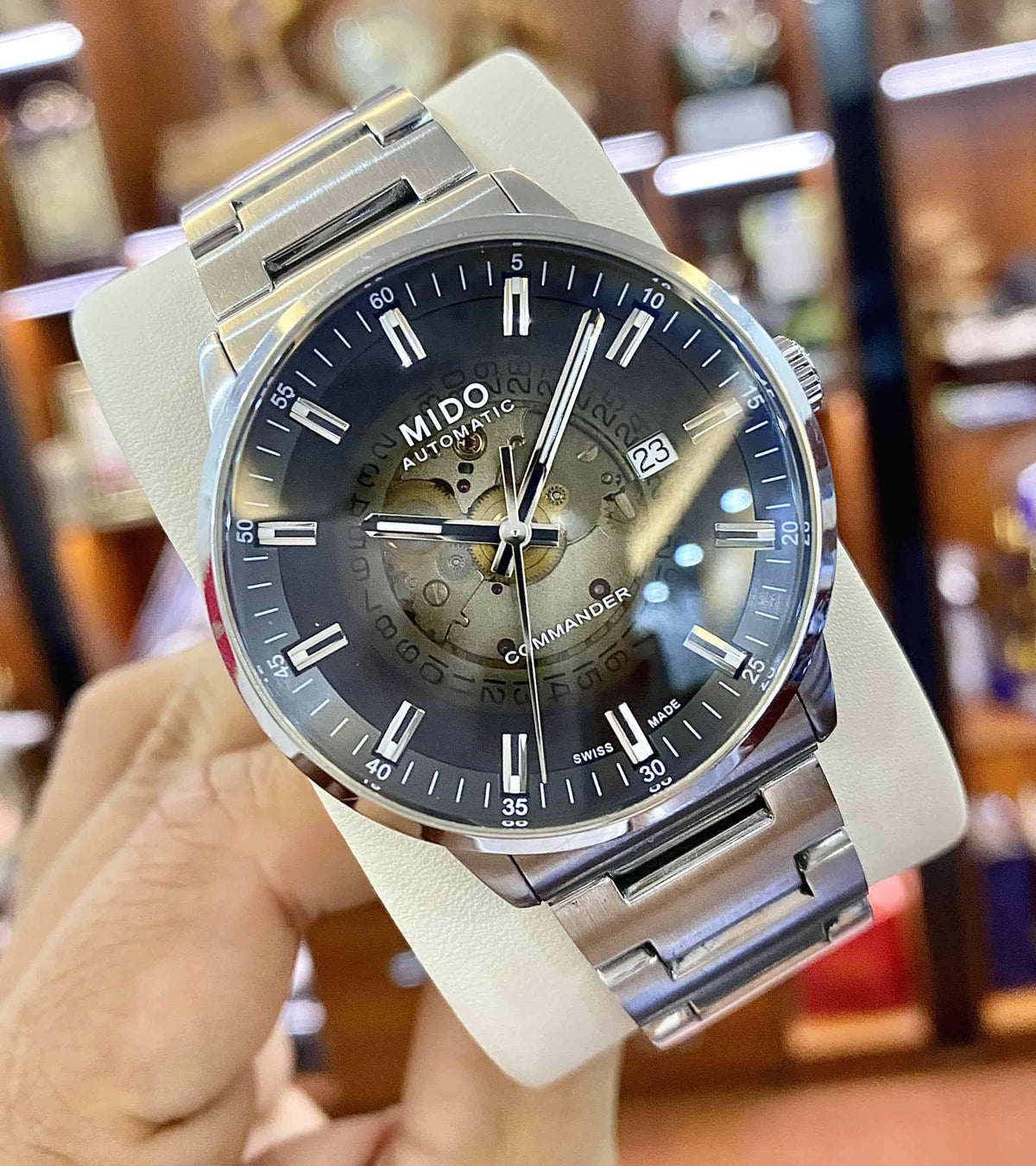  Shop Authentic Mido Commander Automatic Gradient Black Dial Silver Steel Strap Watch For Men - M021.407.11.411.00 - Luxxuri