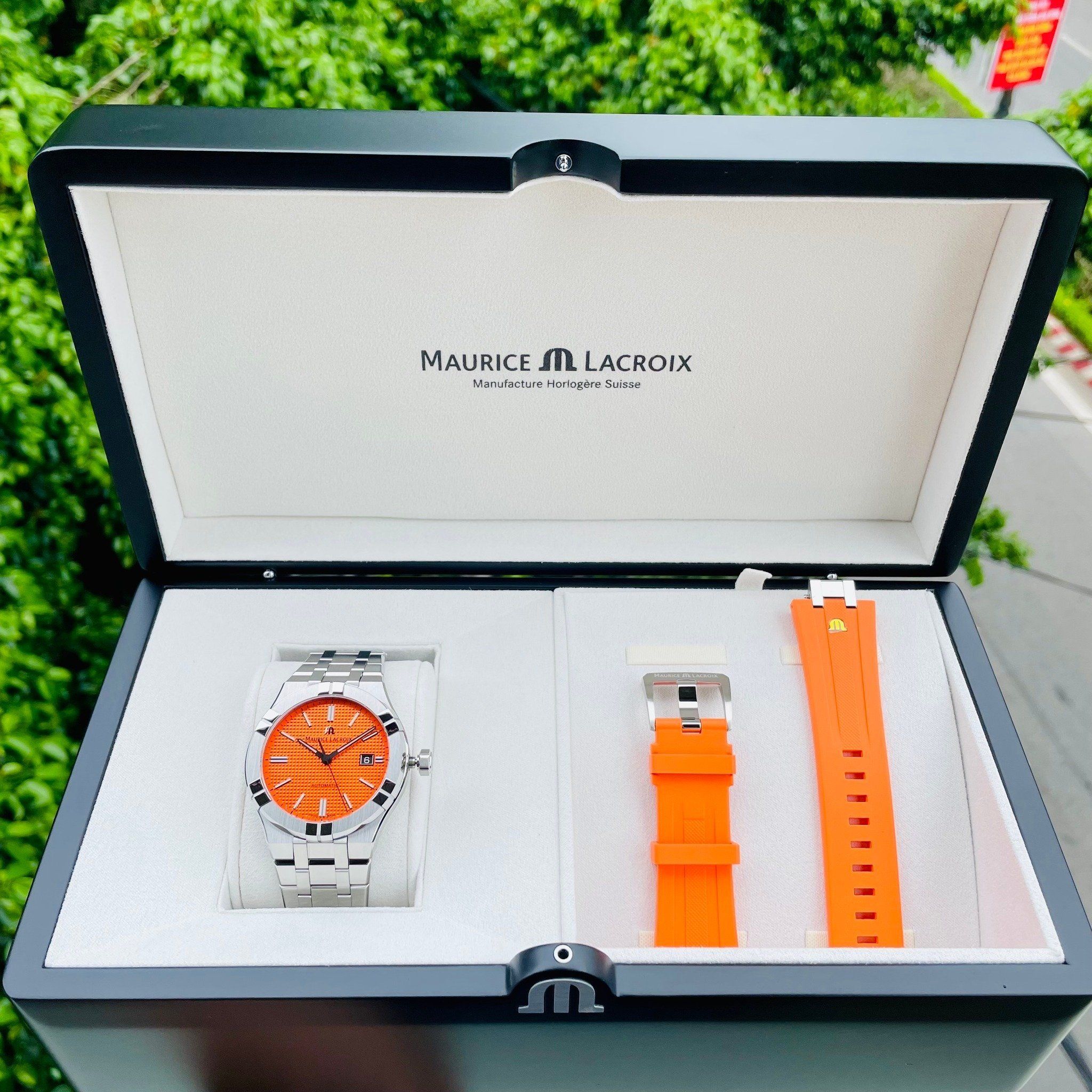  Shop Authentic Maurice Lacroix Aikon Limited Edition Automatic Date Orange Dial Silver Steel Strap Watch For Men - AI6008-SS00F-530-1 - Luxxuri