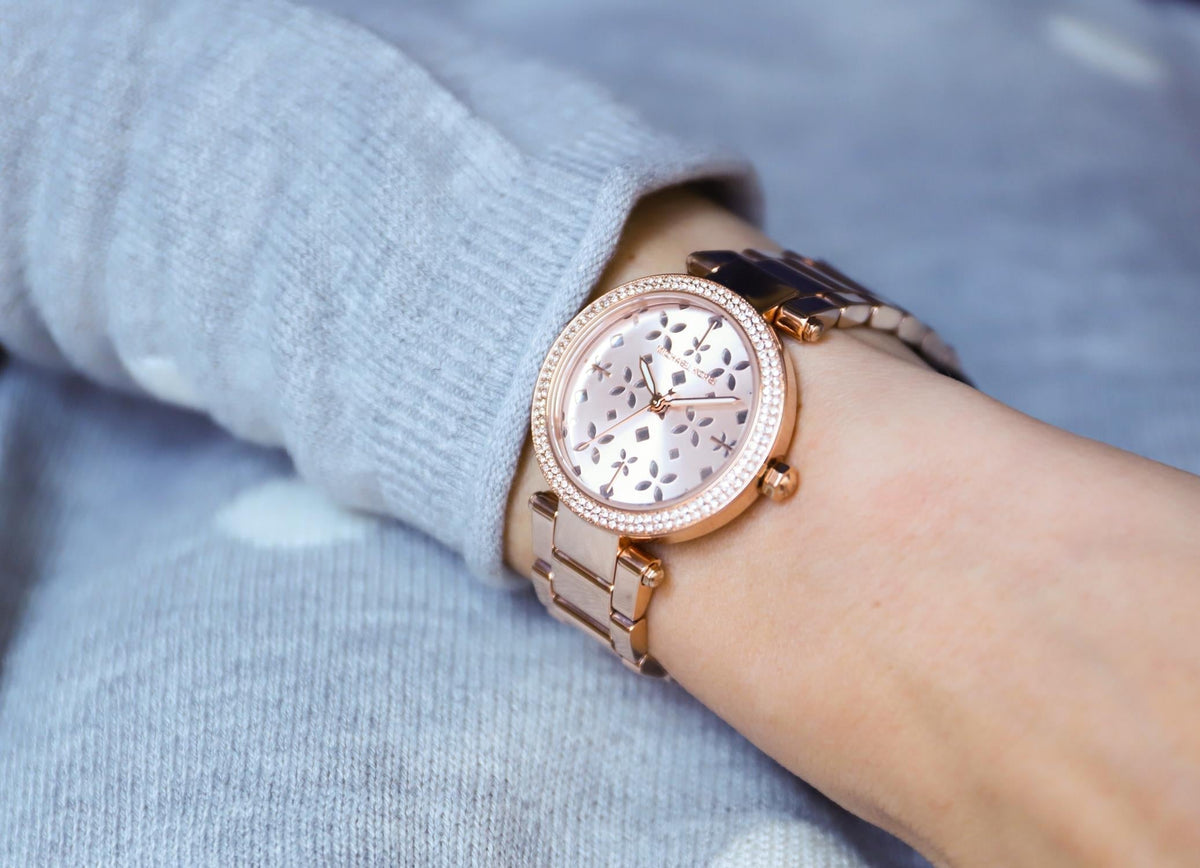  Shop Authentic Michael Kors Parker Rose Gold Dial Steel Strap Watch for Women - MK6470 - Luxxuri