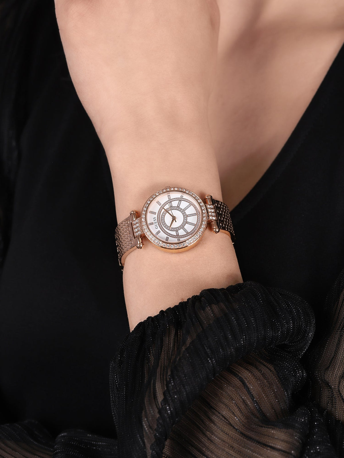  Shop Authentic Guess Muse Quartz Silver Dial Rose Gold Steel Strap Watch For Women - W1008L3 - Luxxuri